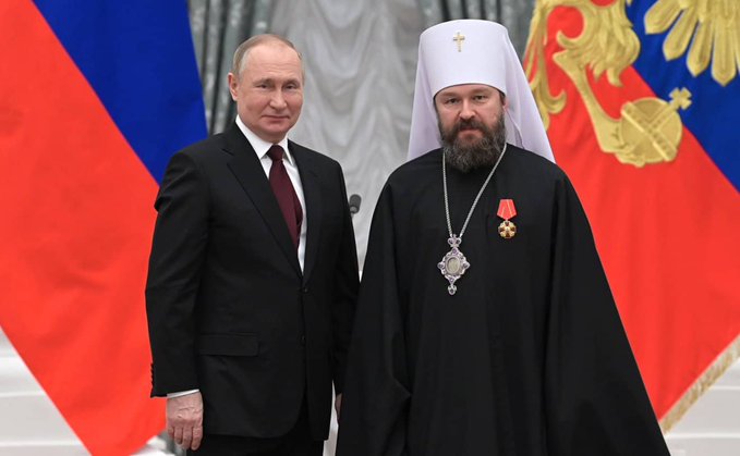 Un mitropolit rus decorat de Putin a fost reținut în Cehia pentru că ar fi deținut droguri. Reacția înaltului prelat