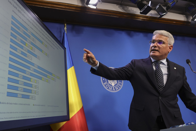 DOCUMENT Guvernul a prezentat legea salarizării unitare în sistemul bugetar. Reforma este prevăzută în PNRR și intră în vigoare în 2027 2 INSTANT_LEGEA_SALARIZARII_01_INQUAM_Photos_Octav_Ganea