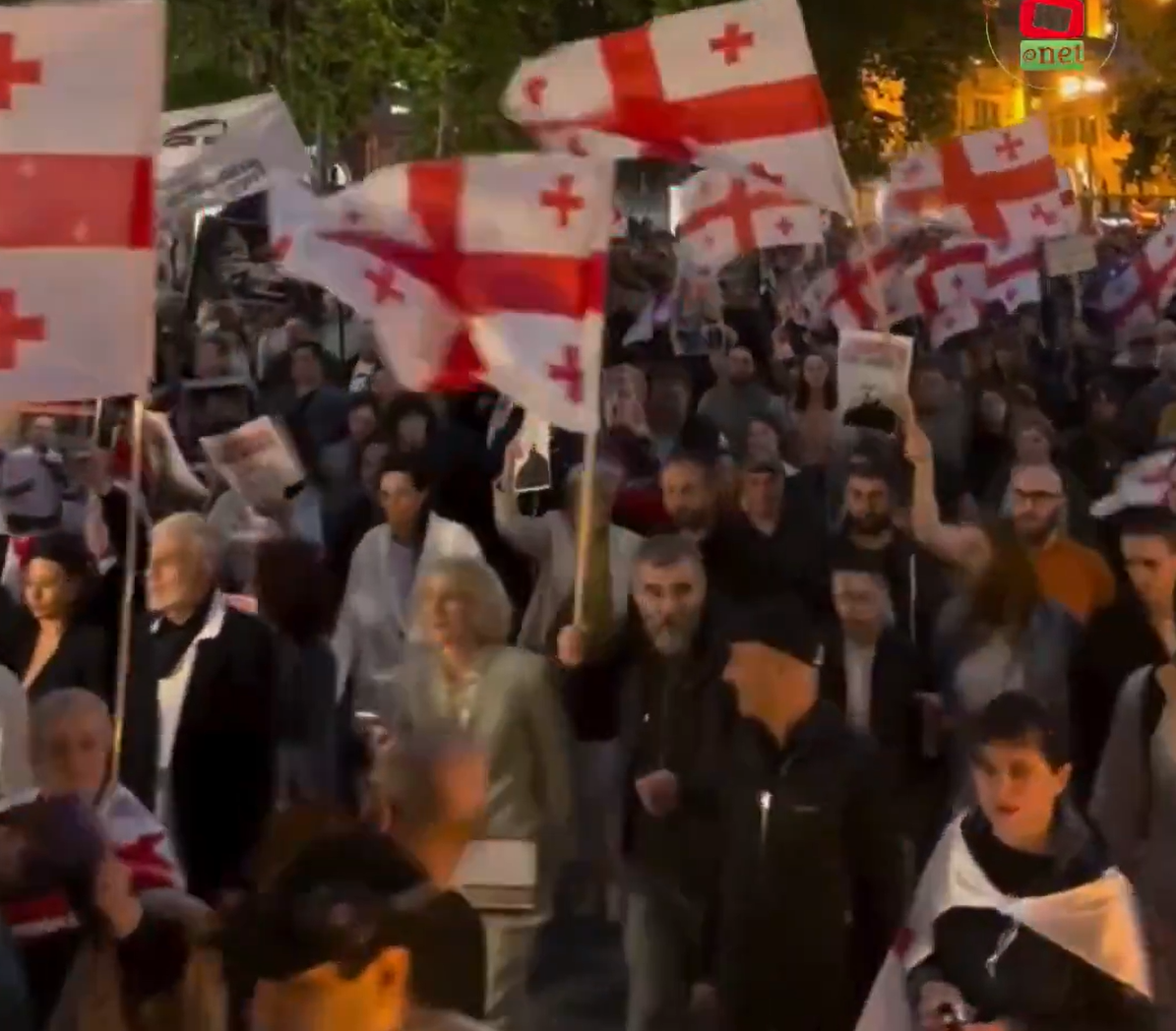 Mii de georgieni au ieșit pe străzile din Tbilisi, de Ziua Independenței, într-o manifestație pro-UE