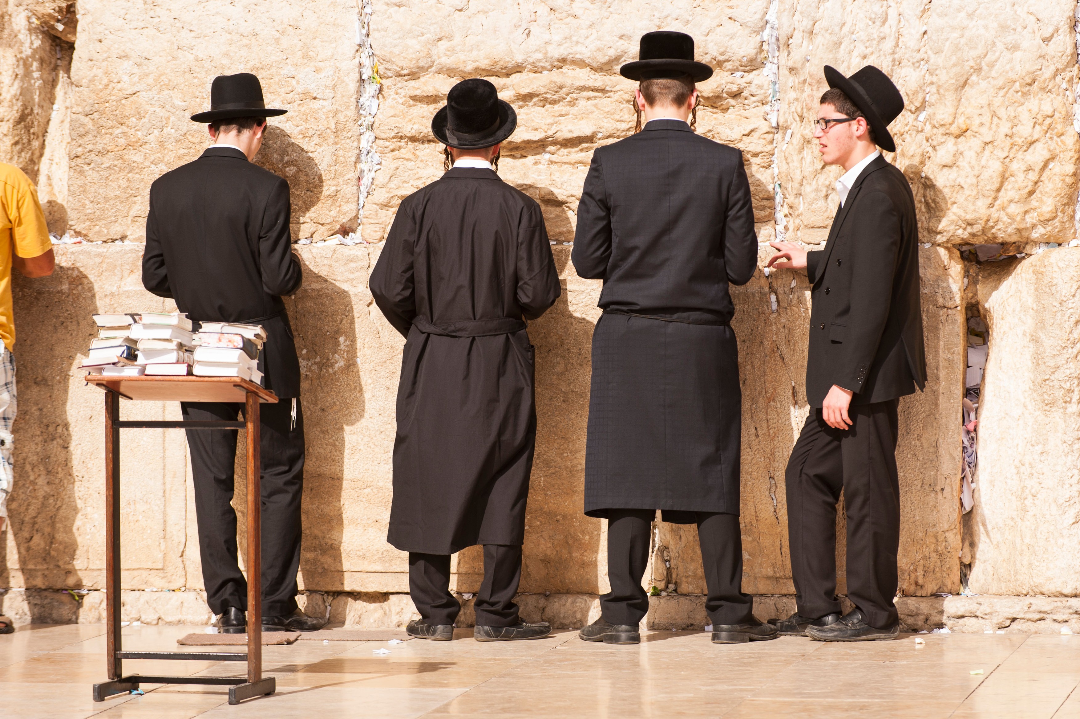 Israel: Din ce în ce mai mulți evrei ultraortodocşi primesc ordine de recrutare. Armata anunță o creștere cu 24% a încorporărilor