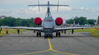 avion de alerta timpurie saab globaleye radar