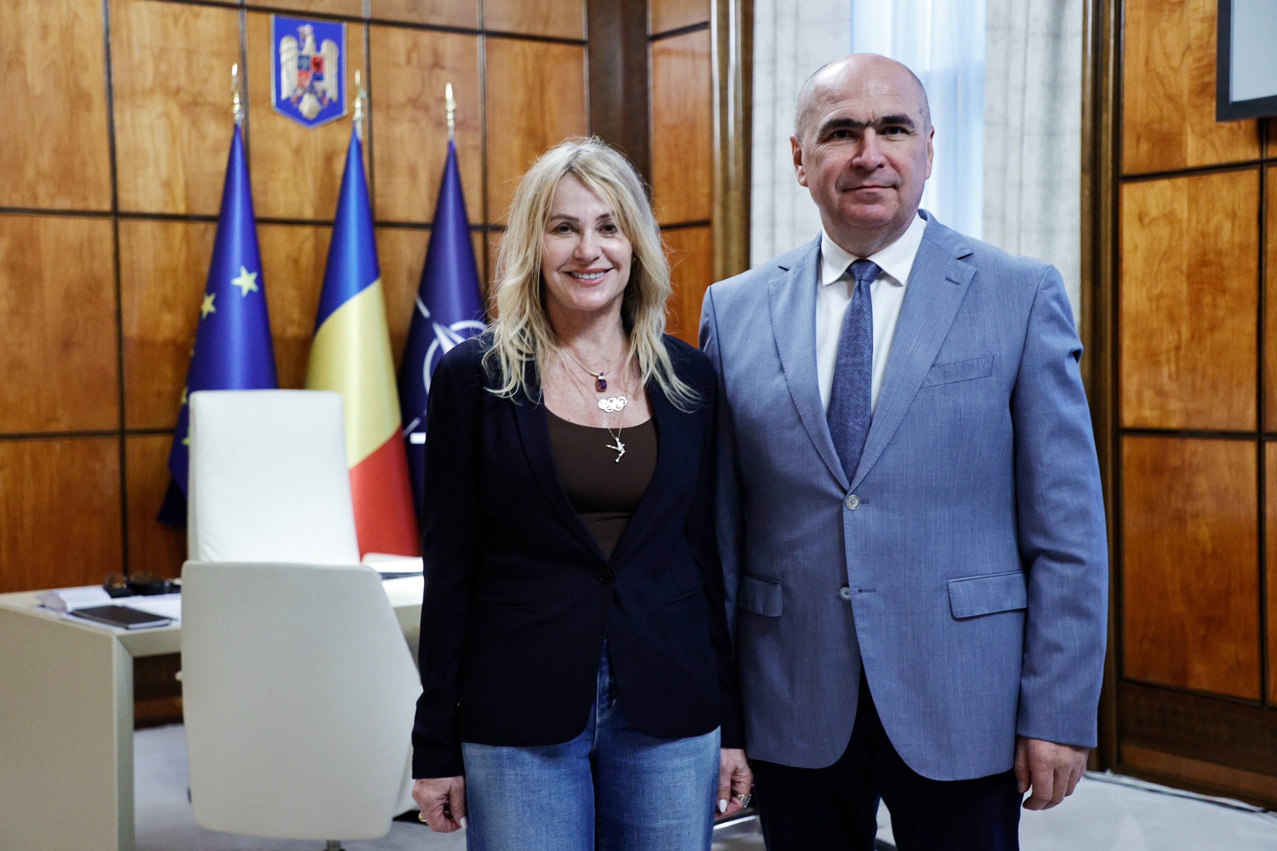 Premierul Bolojan, întrevedere cu Nadia Comăneci, la Palatul Victoria