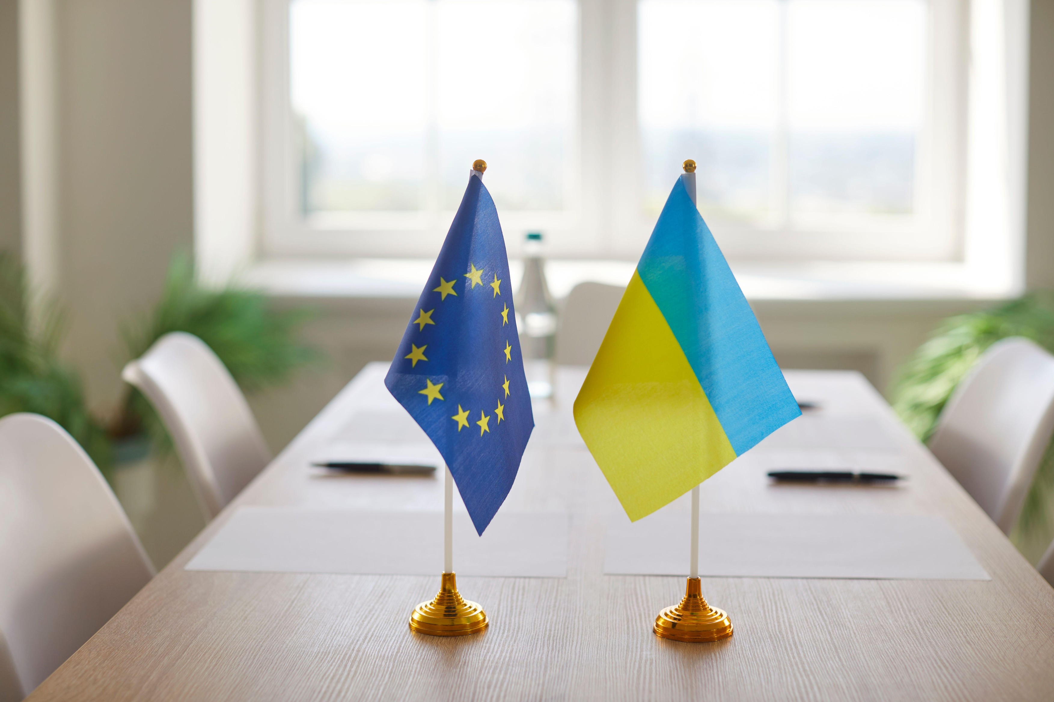 Ajutorul de 90 de miliarde de euro pentru Ucraina nu vine gratuit: Condițiile puse de Bruxelles pentru eliberarea primei tranșe