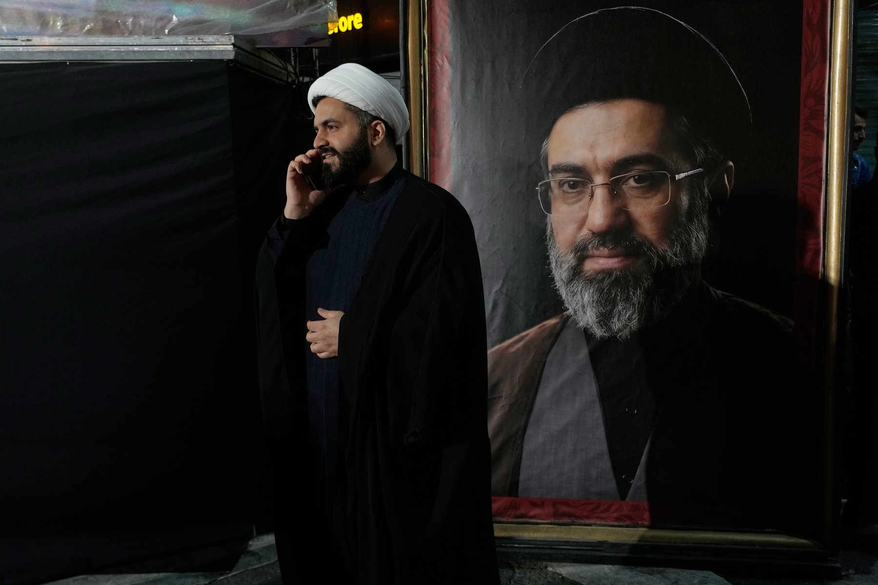 Ayatollahul dispărut: unde se află Mojtaba Khamenei, liderul suprem al Iranului a cărui voce a fost auzită în public de doar două ori