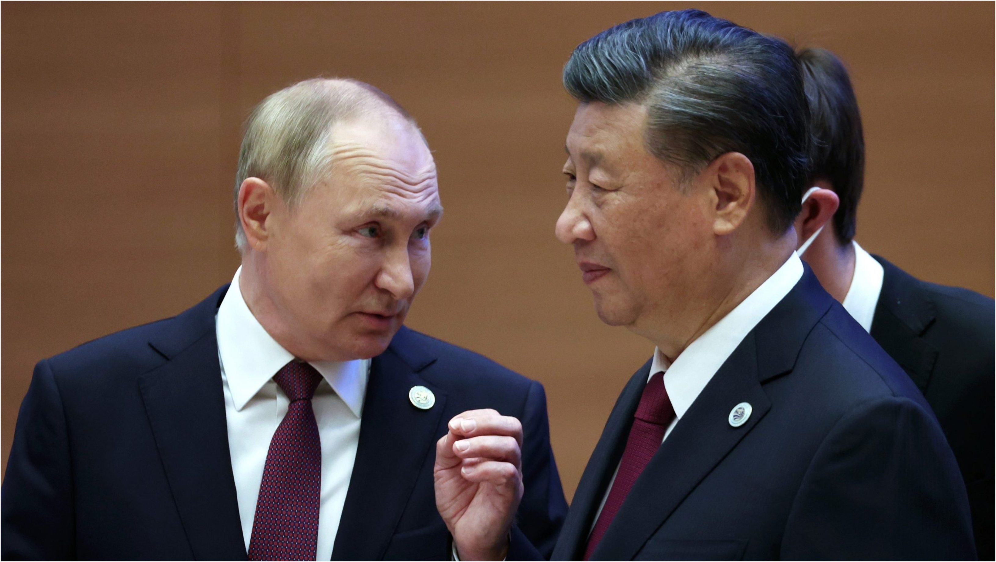Punctul sensibil al „prieteniei fără limite” dintre Putin și Xi: De ce a fost forțată China să se „retragă tactic” din Arctica