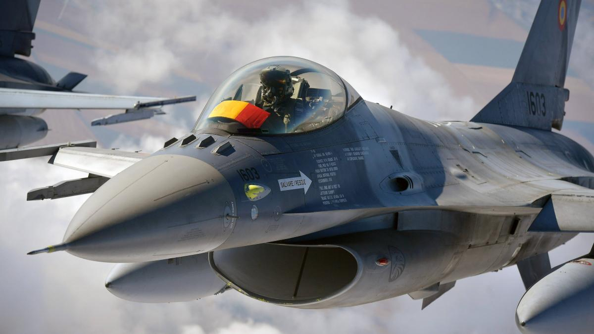 Liderii statelor baltice solicită NATO modificarea tipului apărării aeriene în nord. Propunerea va influența și securitatea României