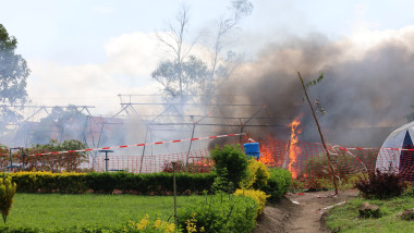 Incendiu Ebola