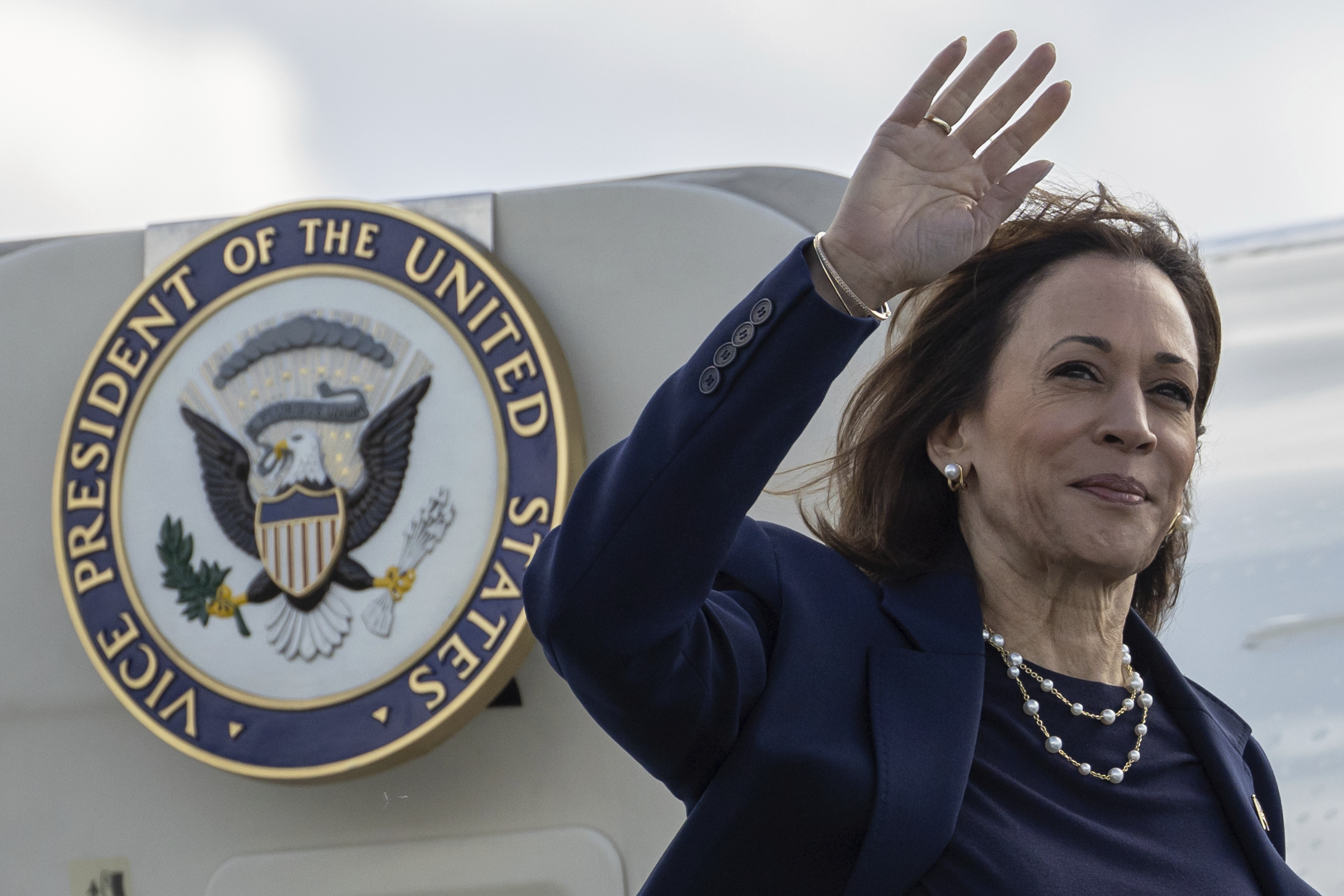 Democraţii au publicat „autopsia” înfrângerii suferite la alegerile prezidenţiale din 2024 de Kamala Harris, ținută până acum la secret