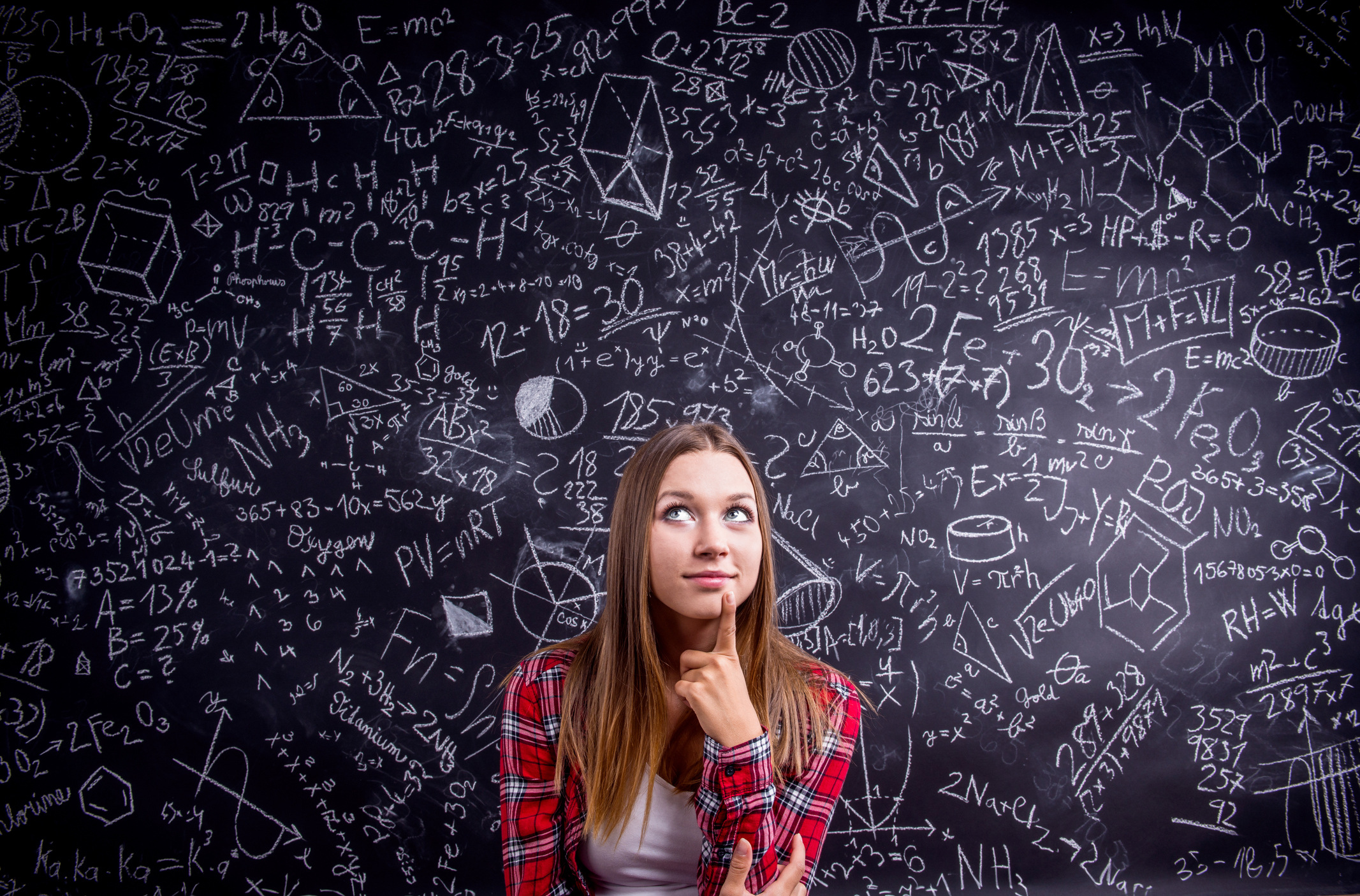 Materie nouă, din toamnă, pentru mii de liceeni din România. Disciplina care îi va ajuta pe elevi să aplice matematica în viața zilnică