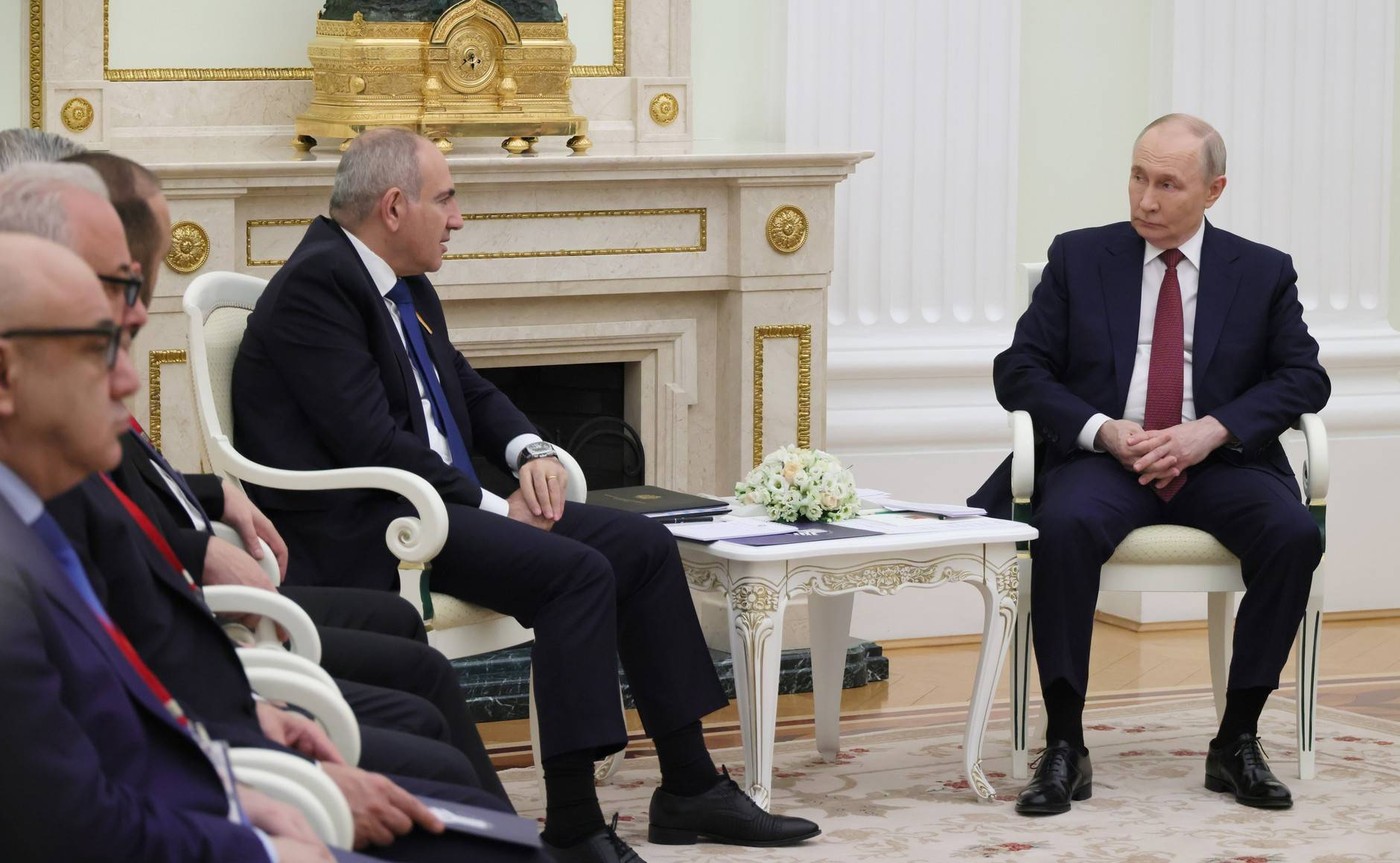 Uniunea Economică Eurasiatică cere un referendum în Armenia privind aderarea la UE. Vladimir Putin, printre susținătorii demersului