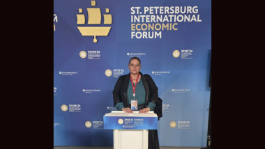 Diana Șoșoacă la Forumul Economic Internațional de la Sankt Petersburg, Rusia