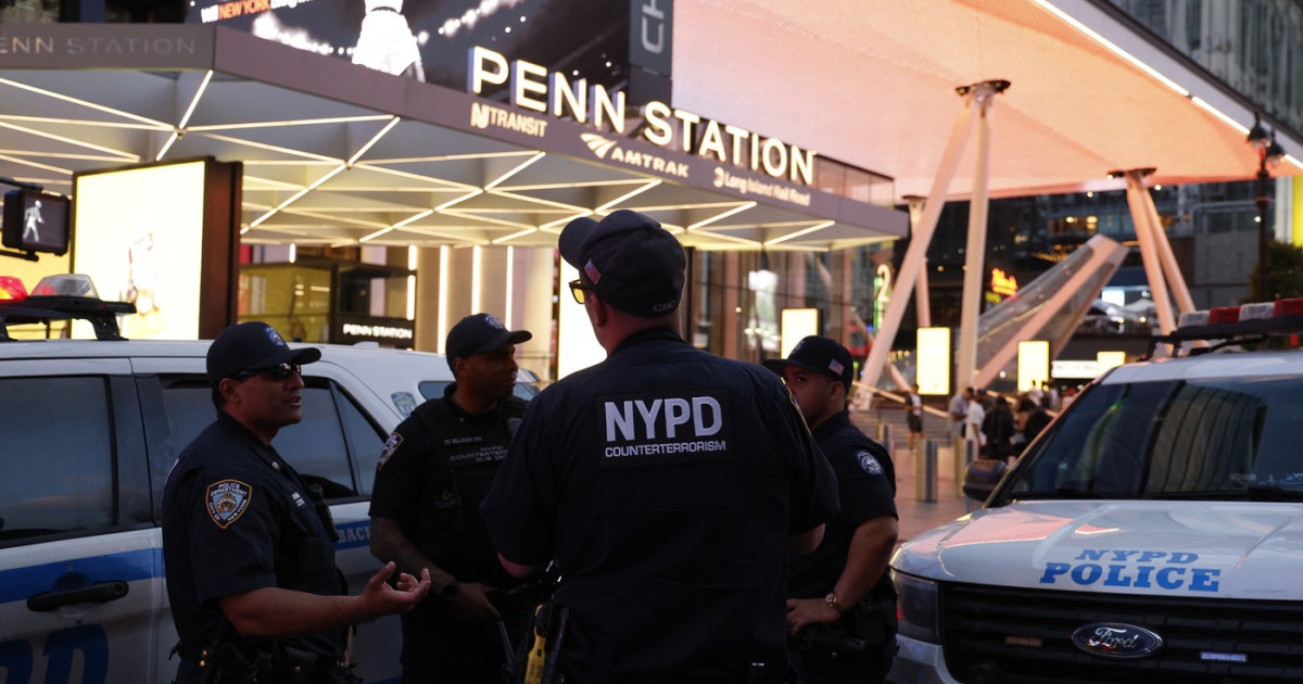 Cinci persoane au fost înjunghiate în gara Penn Station