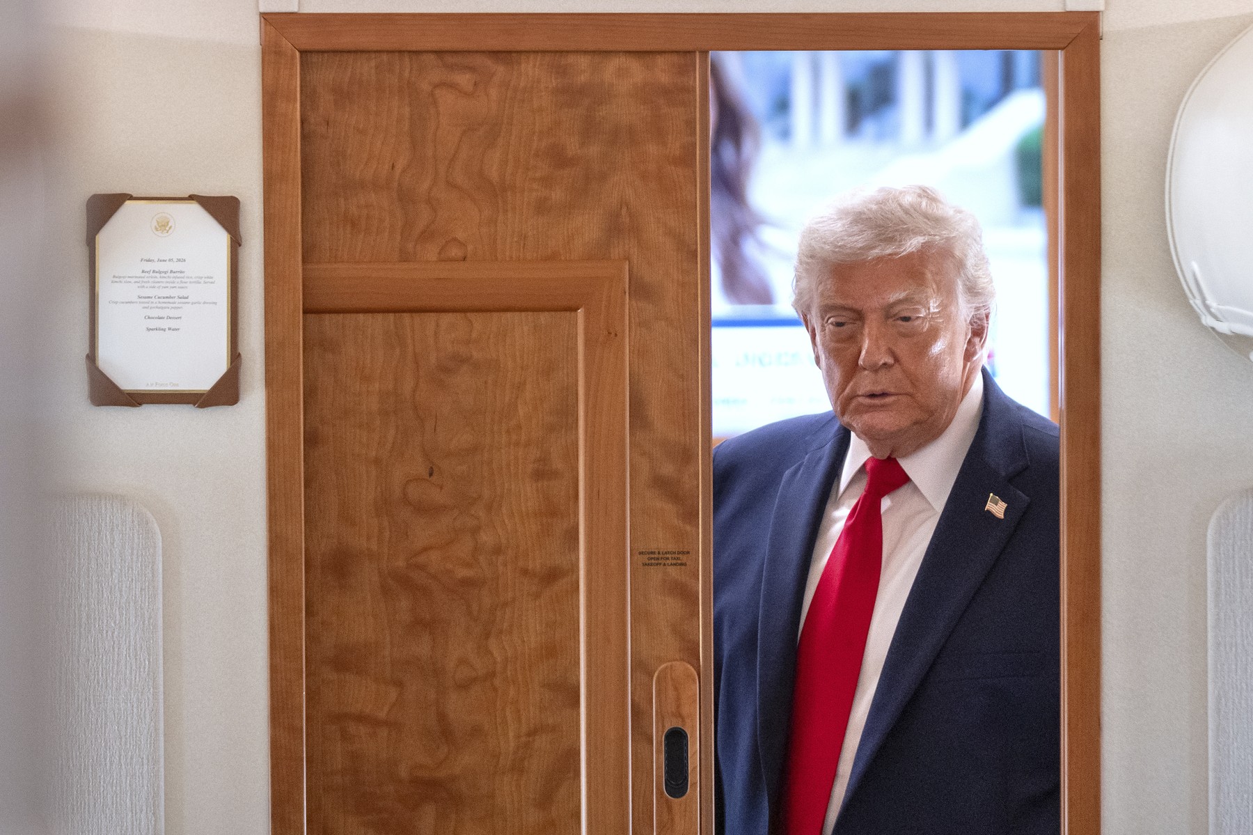 Decizia unui judecător american: Taxa de 100.000 de dolari impusă de Trump pentru viza H-1B este ilegală