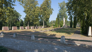 cimitir al militarilor sovietici in lituania