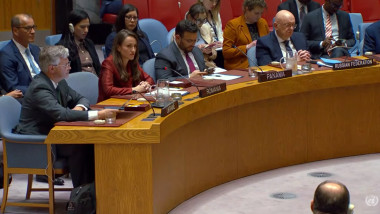 oana toiu alaturi de vasili nebenzia la onu