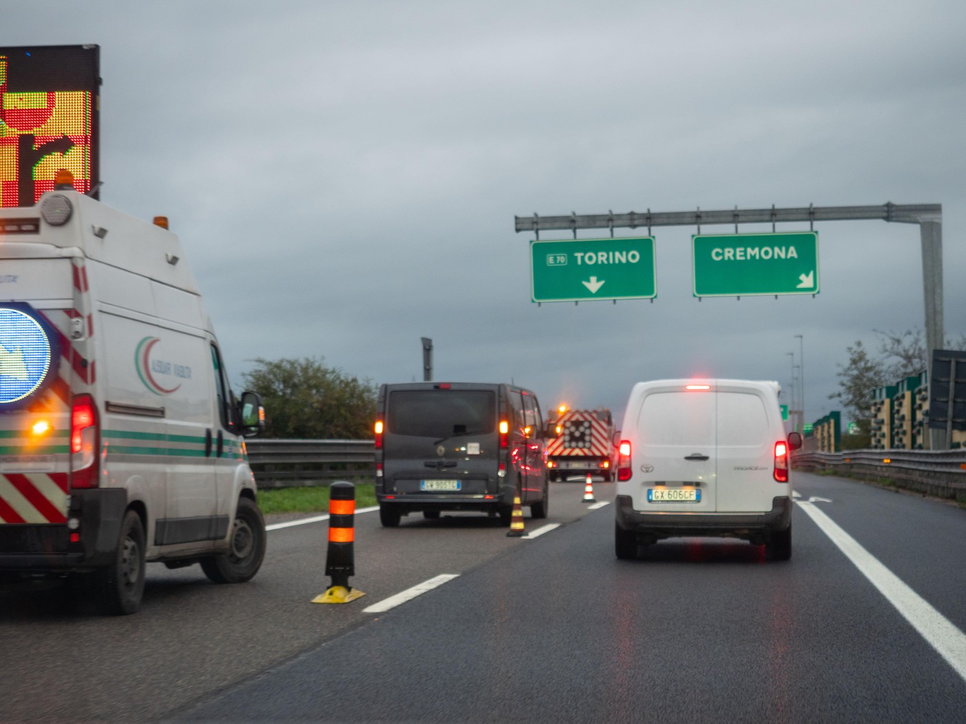 Șoferii italieni vor primi înapoi banii pentru taxa de autostradă, dacă rămân blocați în trafic