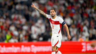Hakan Calhanoglu
