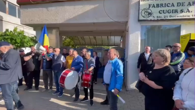 protest fabrica de arme cugir