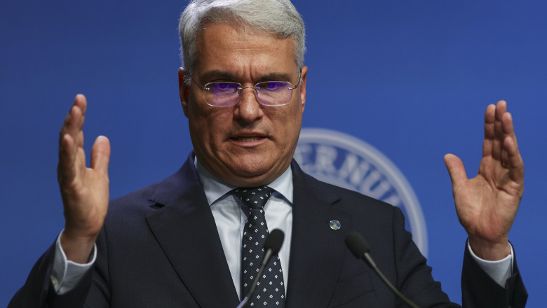 Negocieri privind noua lege a salarizării, la Ministerul Muncii. Dragoș Pîslaru discută cu reprezentanții administrației publice