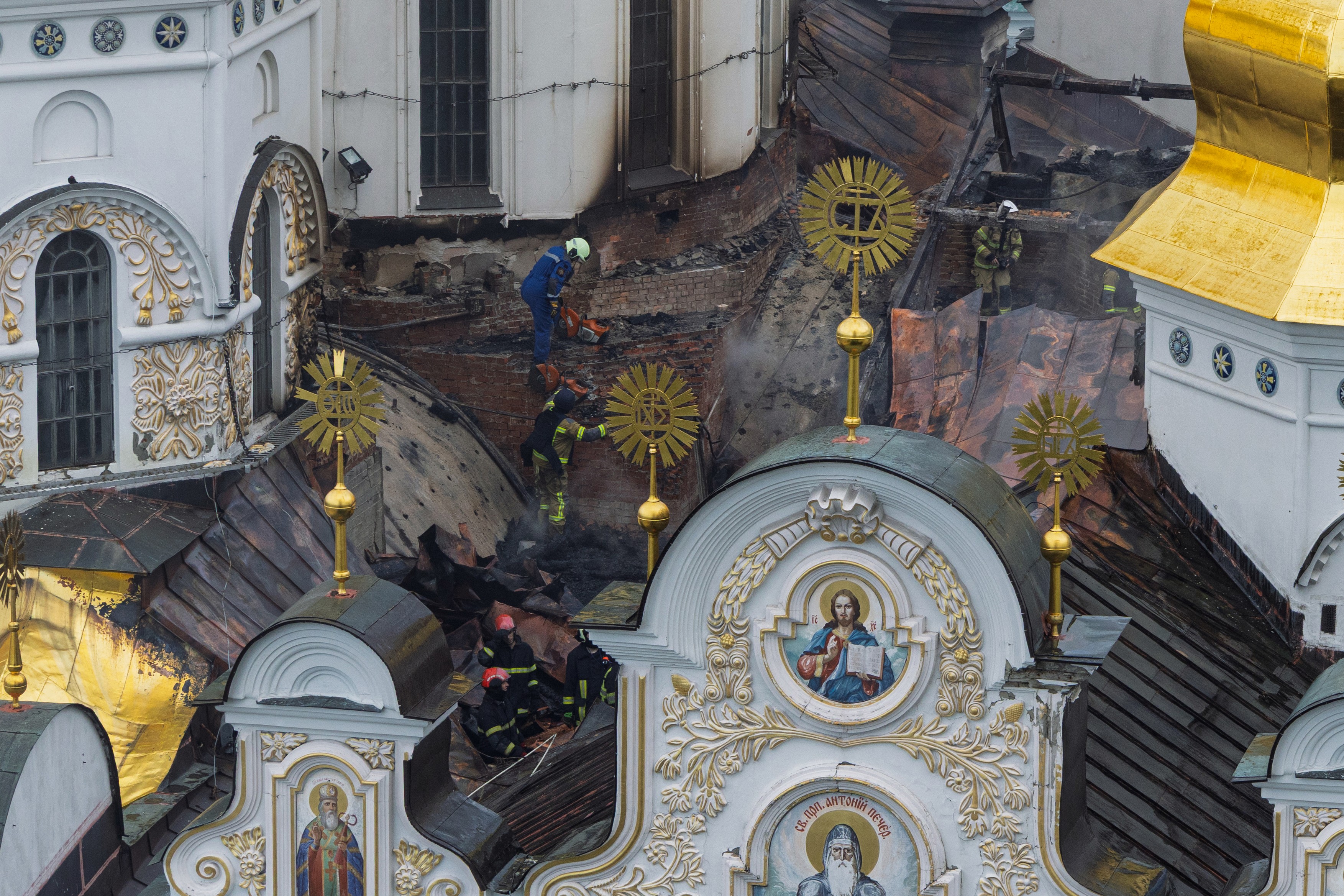 Rusia neagă că a țintit Lavra Pecerska din Kiev și susține că mănăstirea a fost lovită de o rachetă Patriot posibil expirată