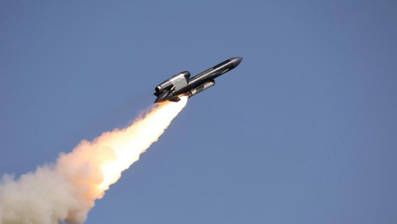 Nou atac masiv: Ucraina a lovit  cu rachete de croazieră industria militară rusă. Moscova anunță 300 de drone interceptate