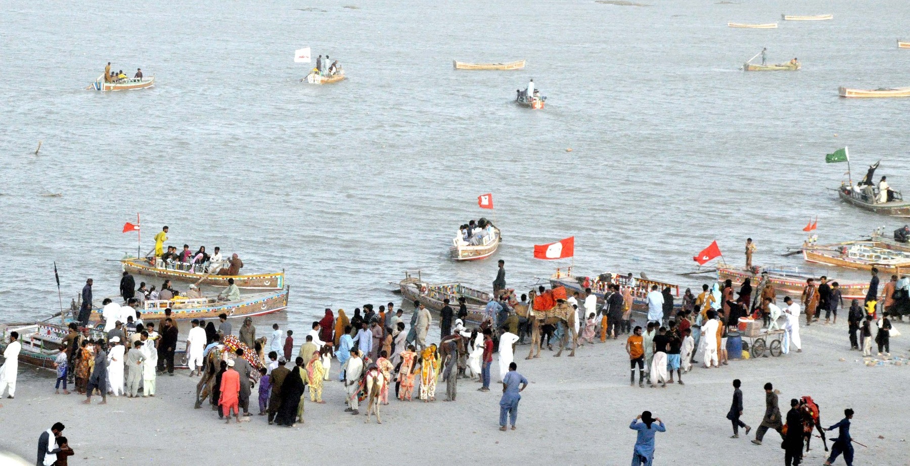India vrea să întrerupă accesul Pakistanului la apa din fluv