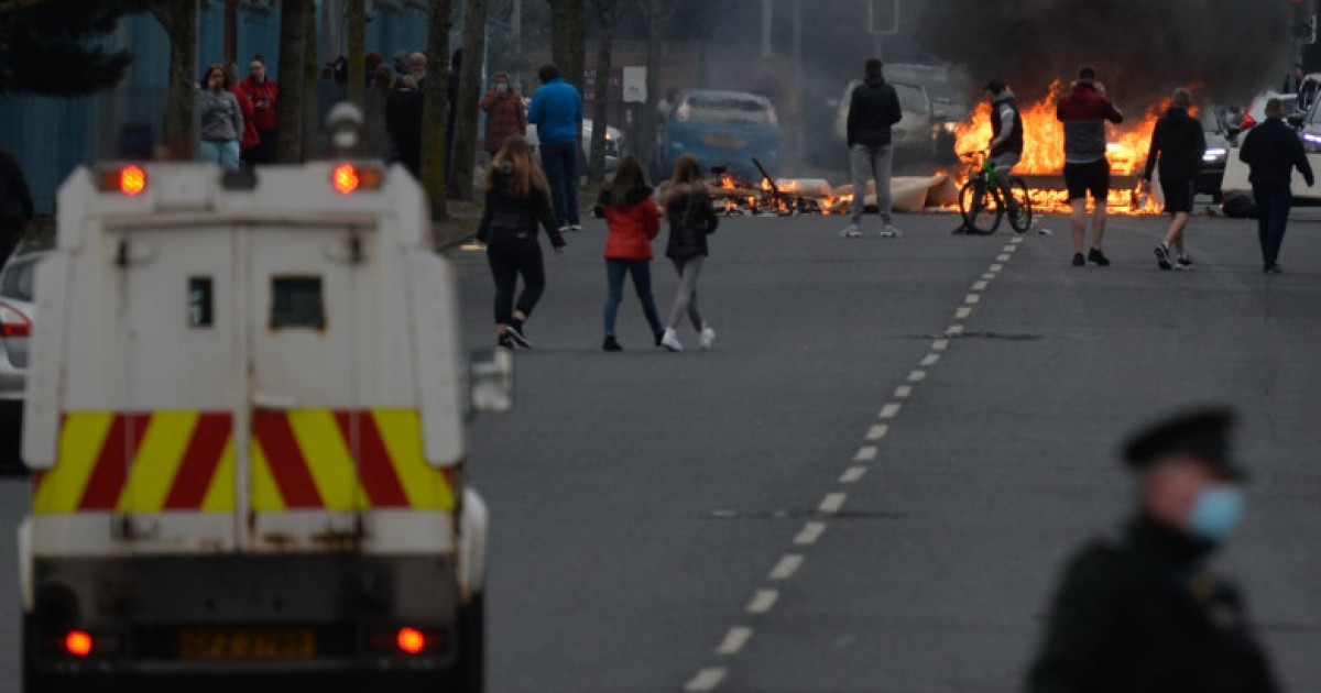 Violențe anti-imigranți în Irlanda de Nord