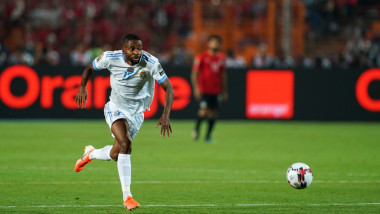 Cedric Bakambu in timpul unui meci