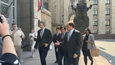ambasadori la mae rus