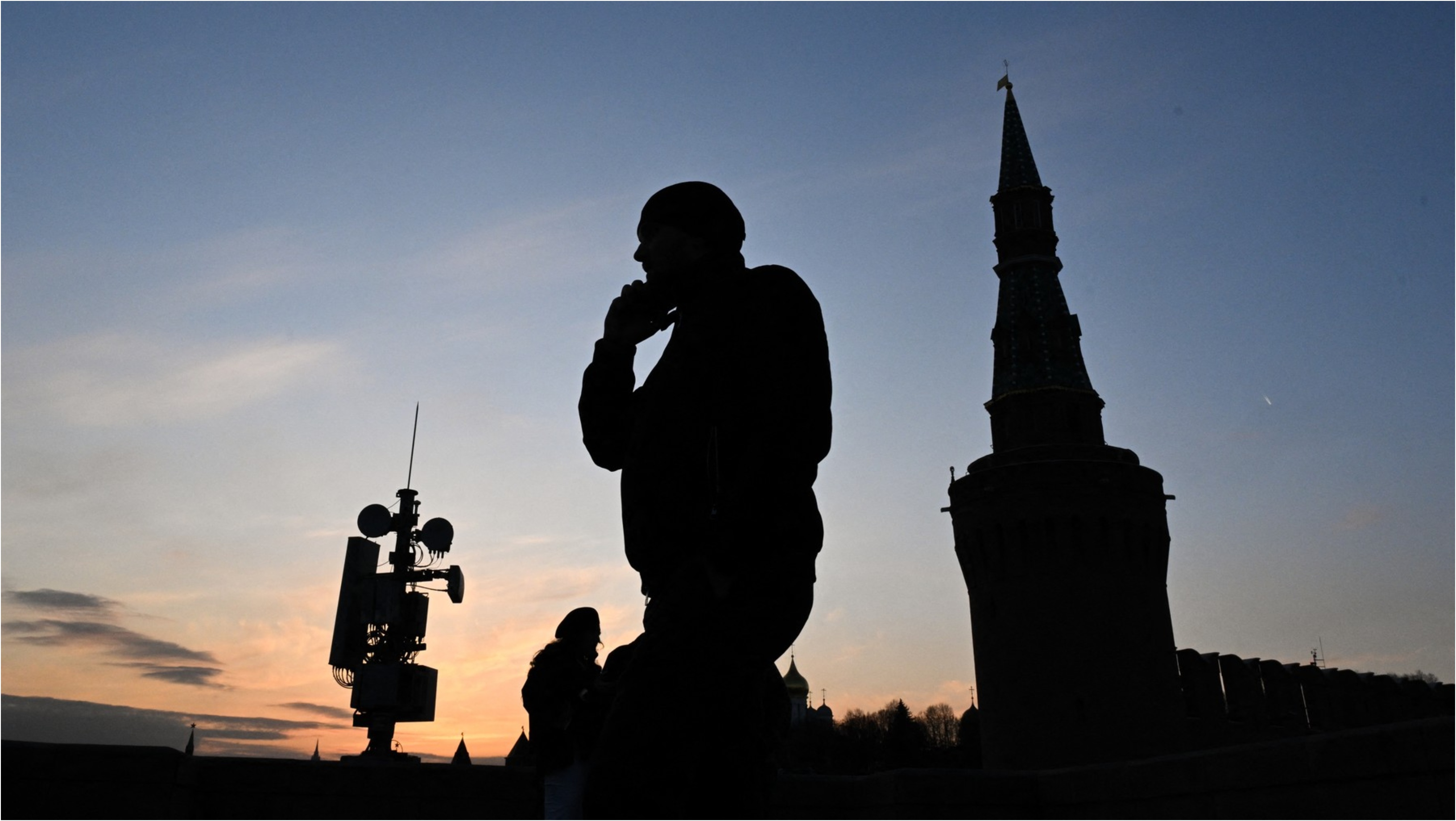 „Marea luptă” dintre serviciile secrete rusești și oficialii civili ai Kremlinului: Cum au blocat spionii lui Putin internetul în Rusia