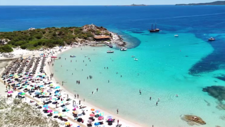 plaja din sardinia
