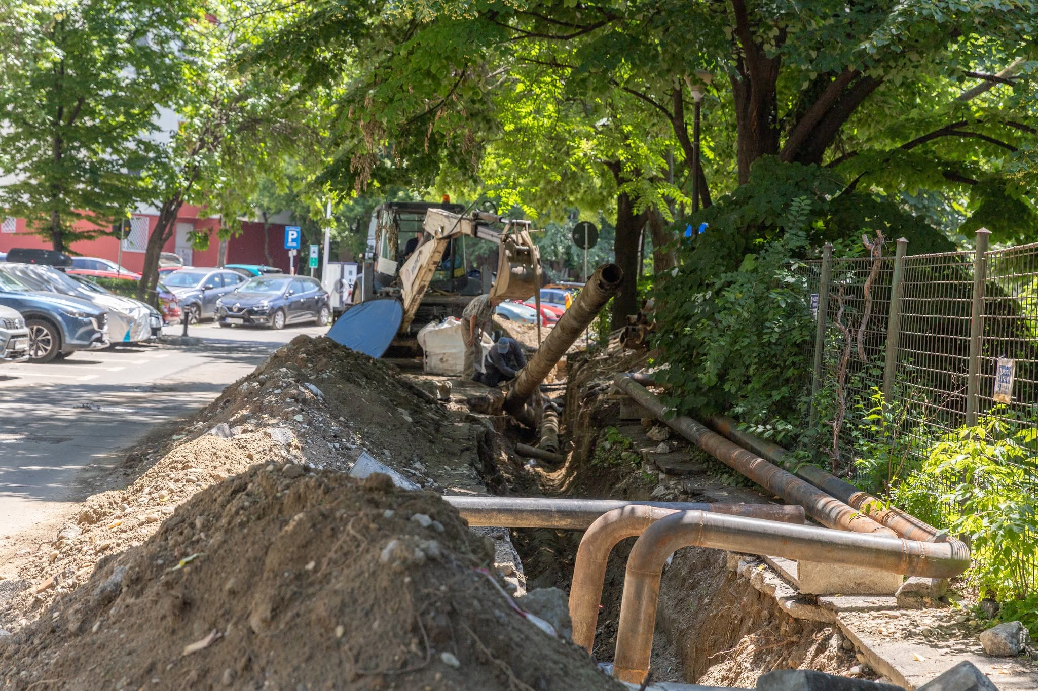 Ciucu, vizită pe un șantier de înlocuire a țevilor de căldură, pe Calea Văcărești: lucrările sunt întârziate, riscăm să pierdem bani