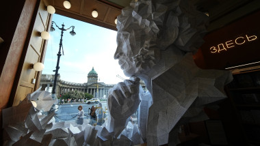 sculptură din hârtie cu Alexandr Pușkin la Sankt Petersburg