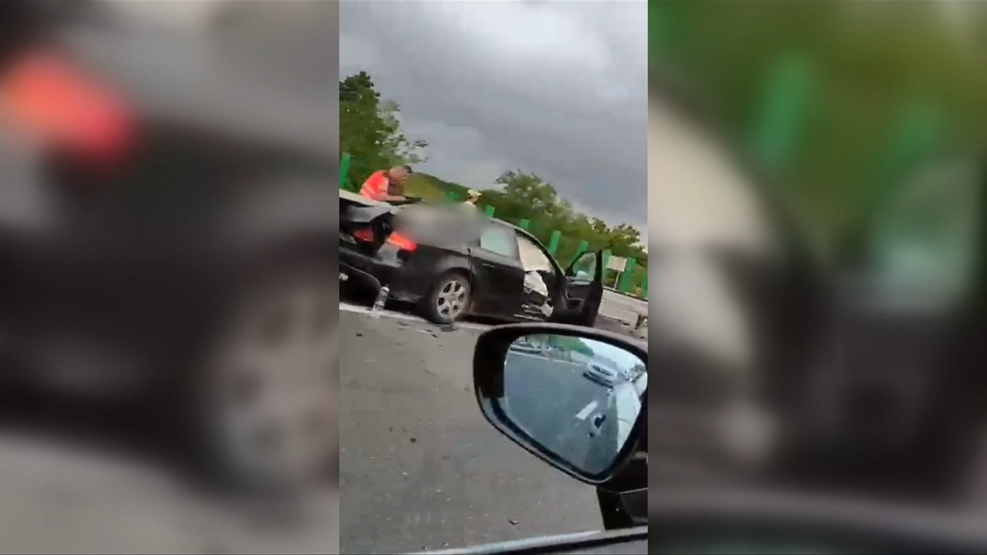 Accident grav pe Autostrada Soarelui: trei persoane, între care o fetiță de 2 ani, au fost rănite. Traficul este blocat