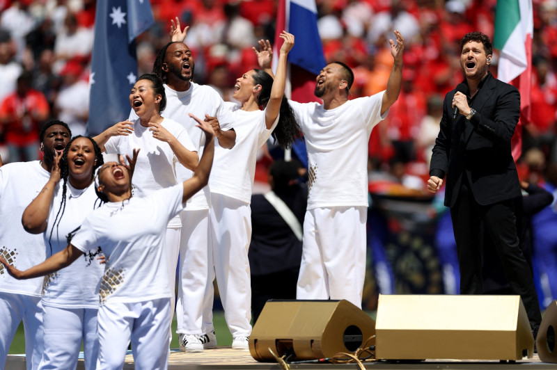 CM 2026. Festivitate de deschidere a Cupei Mondiale la Toronto: au cântat Alanis Morissette şi Michael Buble 3 profimedia-1109744214