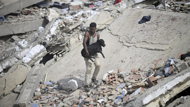 Imagine simbol din La Guaira, devastat de cutremure. Foto Profimedia