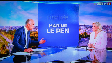 Marine Le Pen annonce sa candidature aux prochaines elections presidentielles
