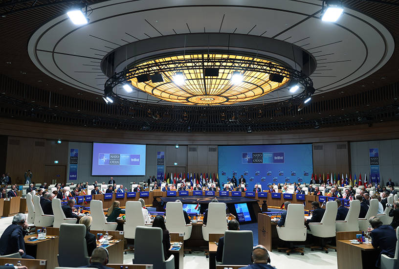Declarația finală adoptată la summitul NATO: „Rămânem uniți și neclintiți”. Care sunt cele șase angajamente asumate de liderii Alianței