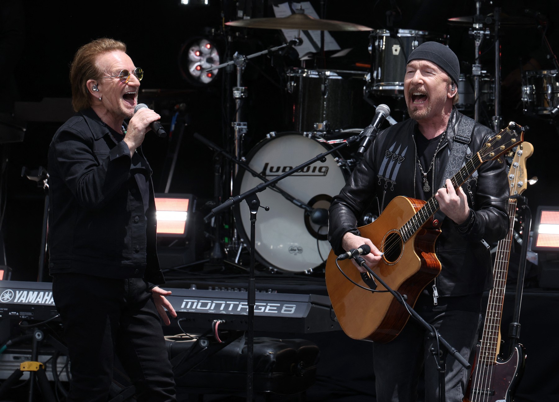 U2 revine după nouă ani cu „Street of Dreams”, primul single de pe noul album