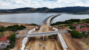 autostrada transilvaniei viaduct lac de acumulare chiribis suplacu de barcau