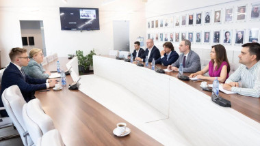 nazare cu reprezentanti moody's