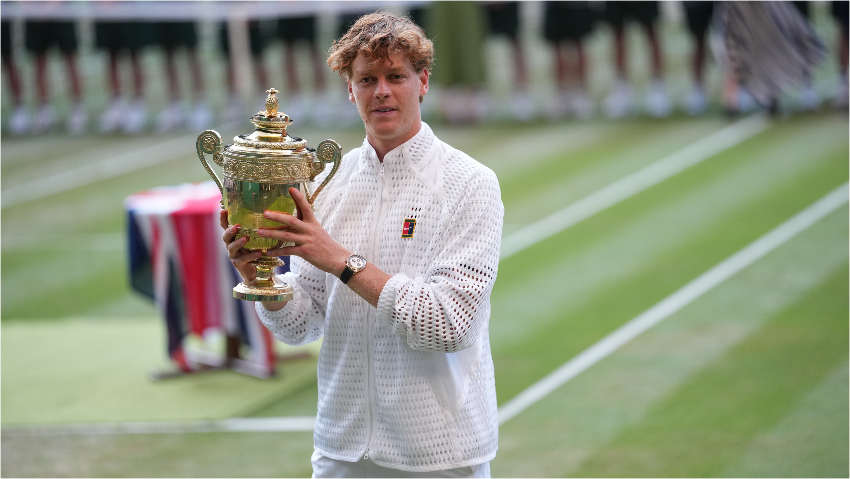 Jannik Sinner l-a învins pe Alexander Zverev şi şi-a păstrat titlul de la Wimbledon după un meci maraton