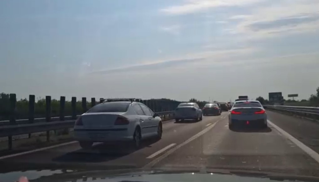 Carambol pe Autostrada Soarelui: Traficul spre litoral este îngreunat, după ce 6 mașini s-au ciocnit