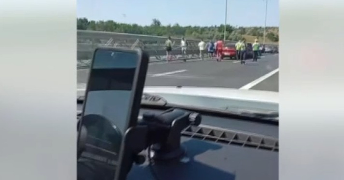 Accident cu șase mașini pe A2, la Cernavodă, cu o persoană rănită și trafic restricționat