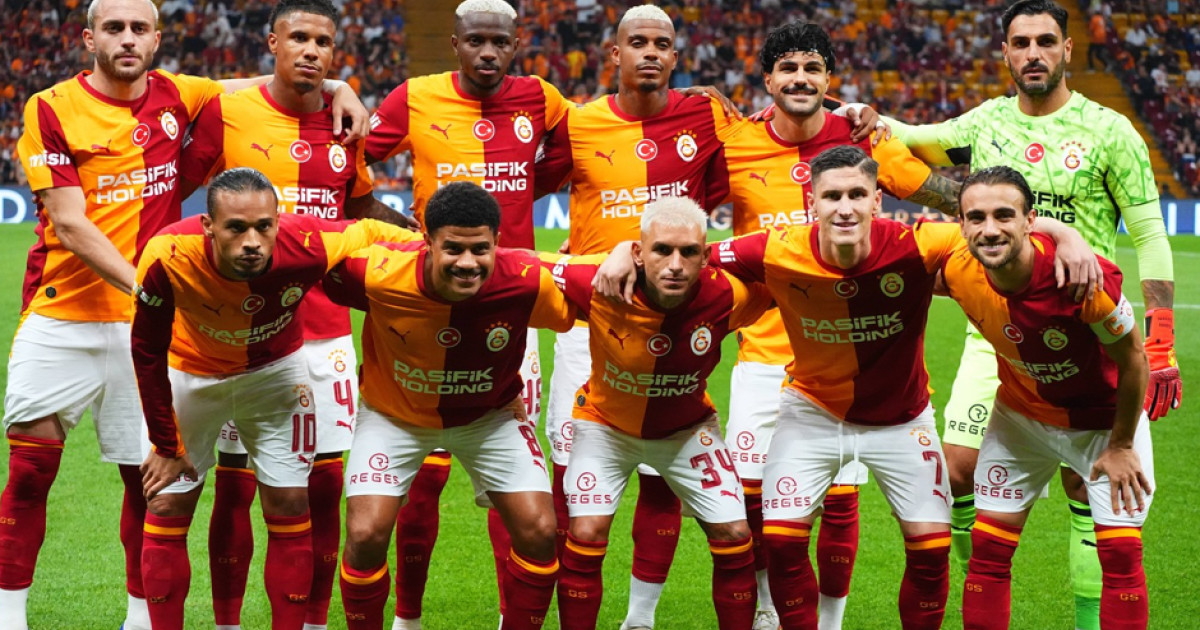 Jurnalist turc, reţinut pentru o ştire eronată despre un transfer la echipa de fotbal Galatasaray