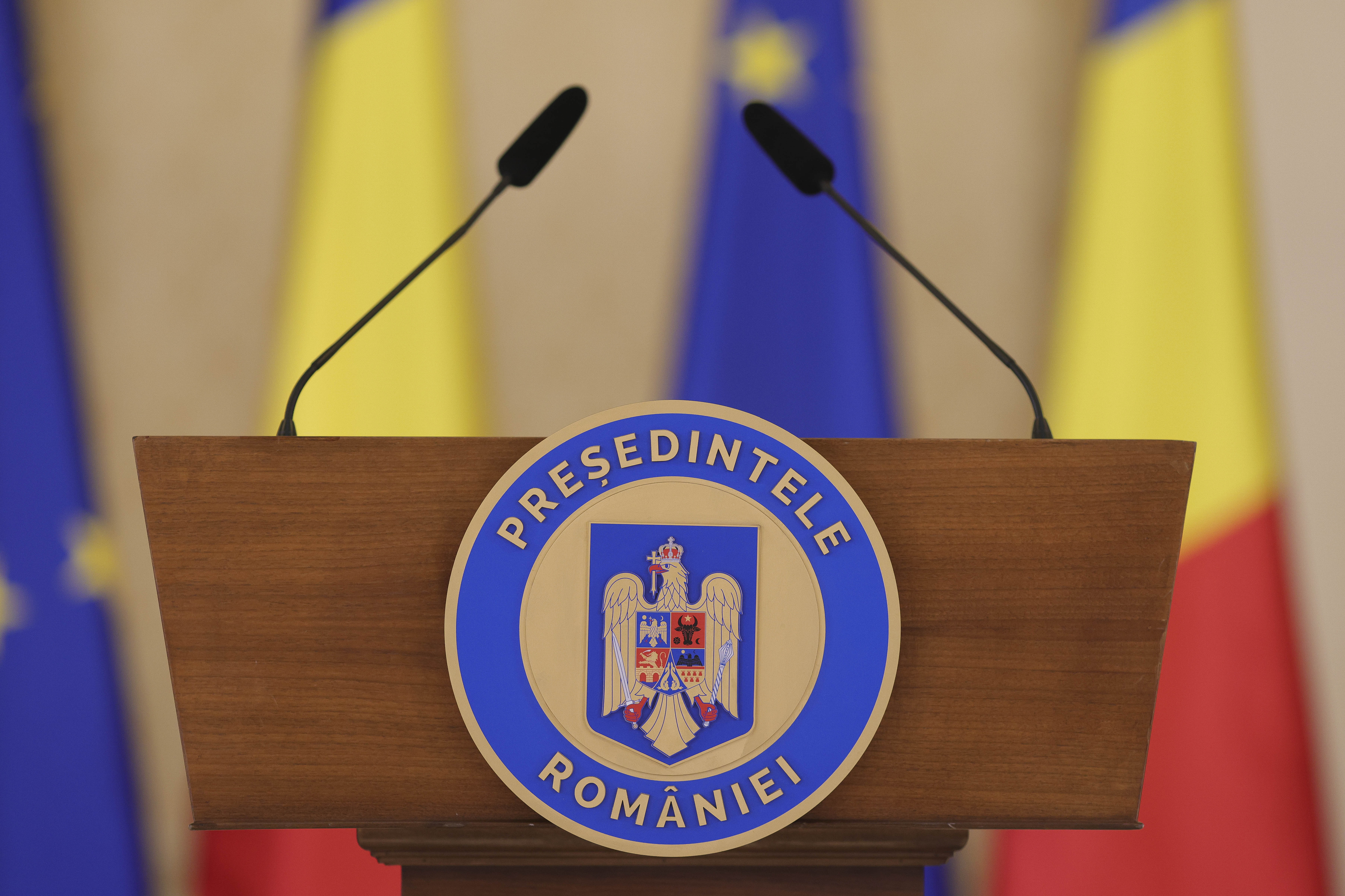 Nicușor Dan cere reexaminarea legii care permite scoaterea de terenuri din arii protejate pentru proiecte hidroenergetice