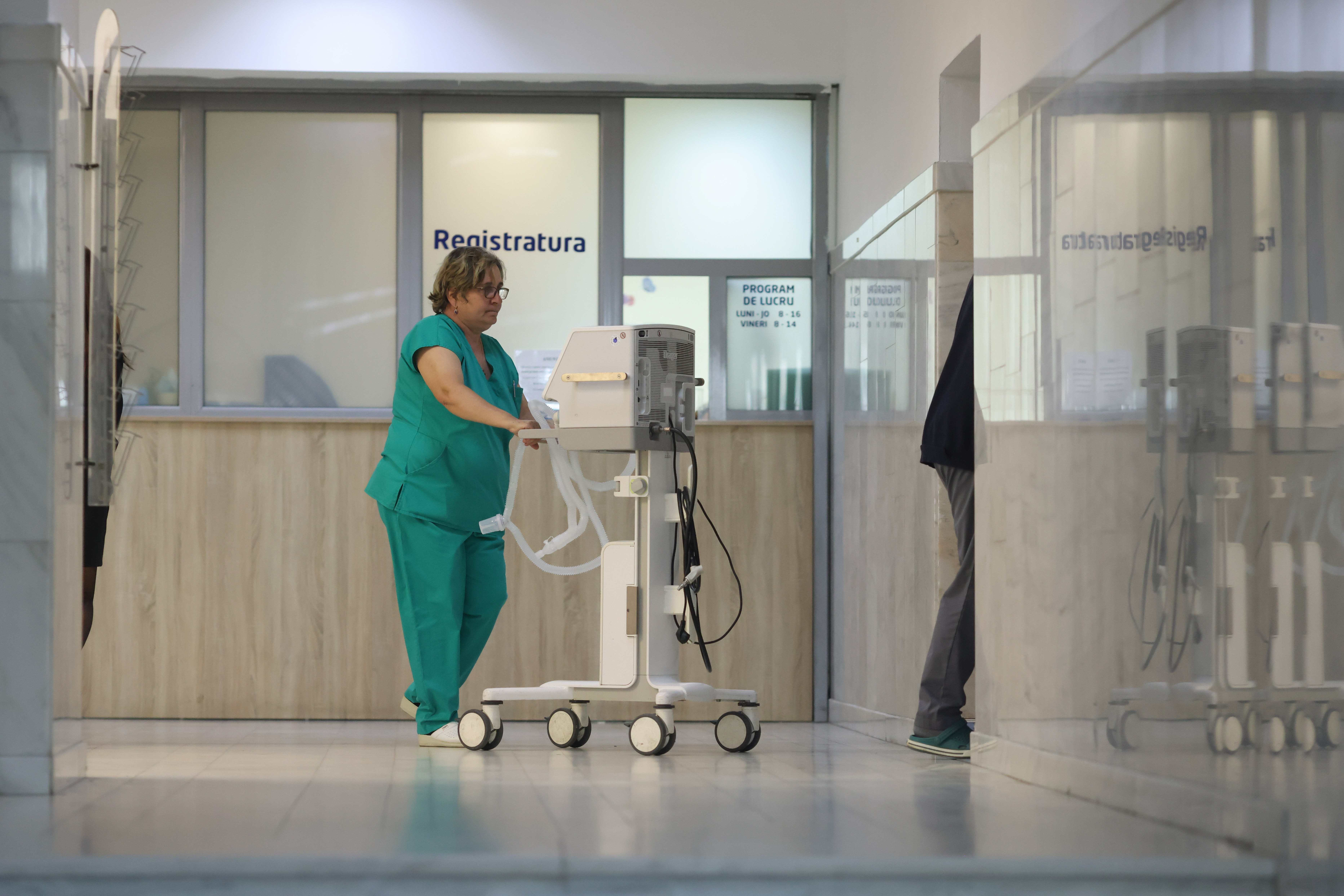 Toate spitalele publice au grupuri electrogene și soluții alternative de alimentare, anunță Ministerul Sănătății