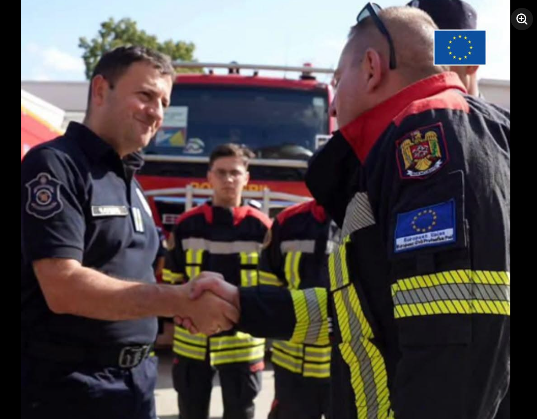 Mulțumiri, aplauze și sute de mesaje: pompierii români, adevărați eroi în Serbia. Predoiu: „Recunoscuți și respectați în toată Europa”