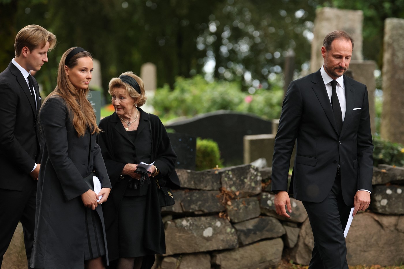 Norvegia își ia rămas-bun de la regele Harald al V-lea. Fiul său, Haakon al VIII-lea, a transmis primul mesaj ca monarh