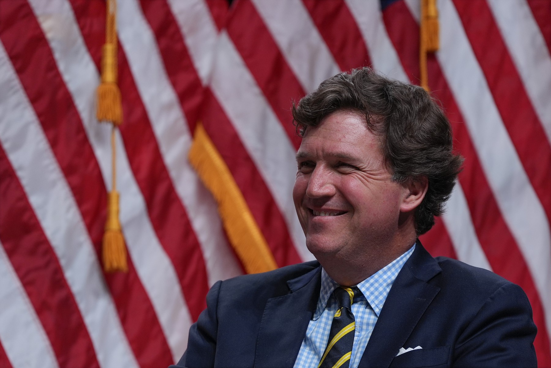 Tucker Carlson: Donald Trump trebuie demis din funcție „imediat”. Ce l-a enervat pe fostul aliat conservator al președintelui